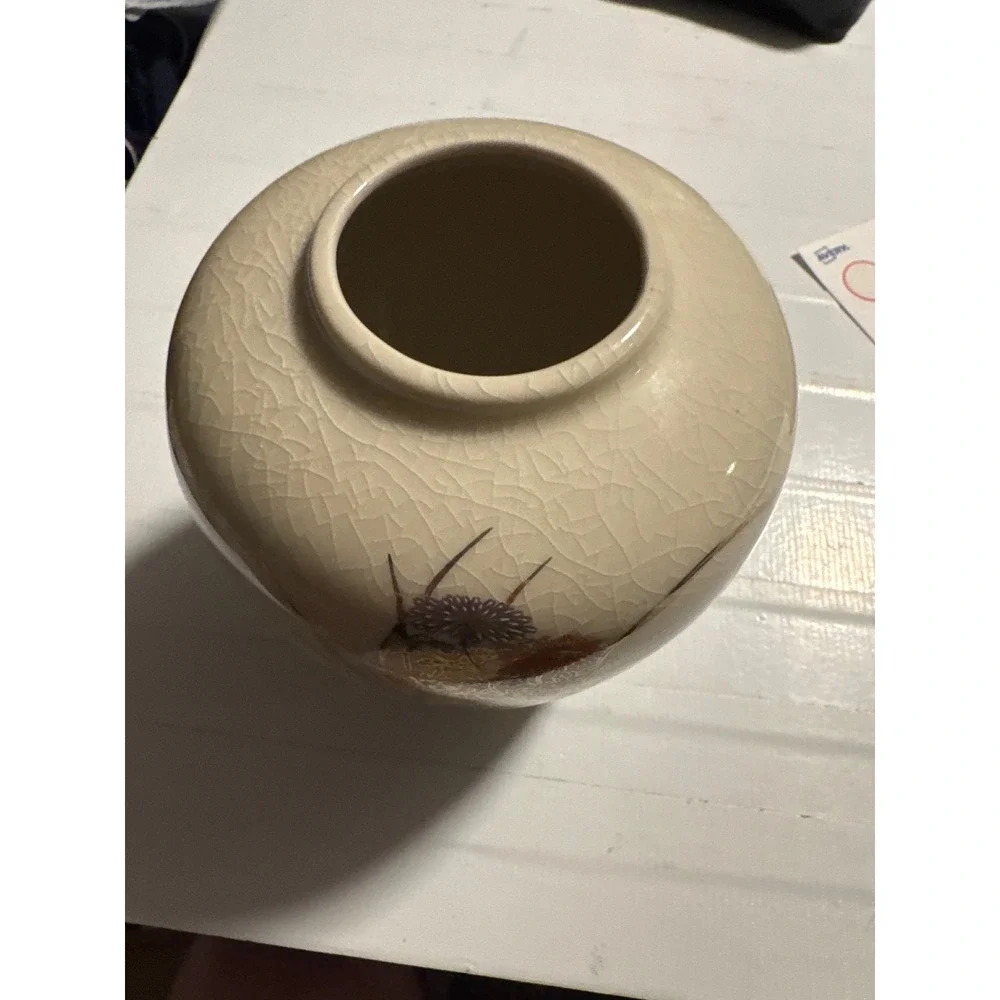 Satsuma Ceramic Vase Small Cream Excellent Quail Flower Gold Gilt Crackle Glaze